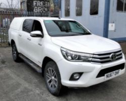 2017 TOYOTA HILUX INVINCIBLE PICK UP - 80K MILES