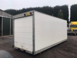 21FT 7.5TON BOX BODY 2017 (WITH TAIL LIFT - NOT ATTACHED)