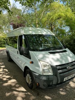 2010 10 FORD TRANSIT MINI BUS 17 SEATS - 72K MILES.
