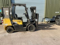 2003 DOOSAN D32S DIESEL FORKLIFT