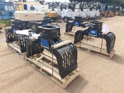 SELECTOR GRABS SUIT 4 TO 8 TONNE MACHINE