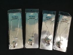 4 X OLIVIA LARGE NECKLACE AND LOCKET WHICH OPENS
