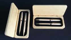 2 X SETS OF 2 PENS IN BEAUTIFUL WOODEN DISPLAY CASES