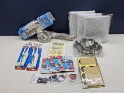 LOT OF THINGS FOR HOME - THANK YOU STICKERS TOOTHBRUSHES HEART BAKING SHOWER HANDLE - WINDOW NET