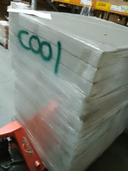 PALLET OF RUSSELL WHITE RADIATORS 800*1000 - 15 UNITS