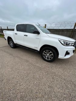 2020 TOYOTA HILUX INVINCIBLE X DOUBLE CAB PICK UP AUTOMATIC