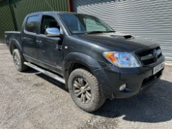 2007 - TOYOTA HILUX INVINCIBLE 3.0 PICK UP