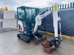 BOBCAT E19 EXCAVATOR 2020 755 HOURS QH & 3 BUCKETS EXPANDING TRACKS RADIO