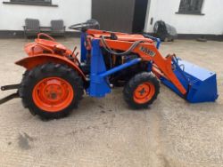 KUBOTA B6000 COMPACT TRACTOR