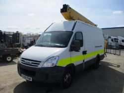 2009 IVECO DAILY CHERRY PICKER SCISSOR LIFT ACCESS PLATFORM VAN MOUNT ED 14.5 M