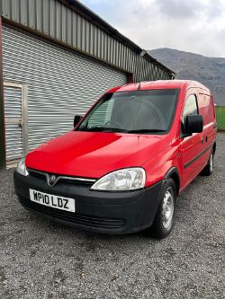 2010 VAUXHALL COMBO VAN - FULL SERVICE HISTORY PRINTOUT - 2 SEATER - GOOD TYRES