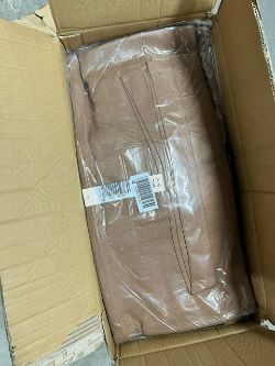 PALLET CONTAINING APPROX 300 ITEMS OF CLOTHING BRAND NEW