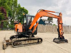 DOOSAN SOLAR 55V TRACKED EXCAVATOR C/W GRAPPLE BUCKET