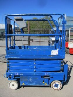UPRIGHT MX19 SCISSOR LIFT ACCESS PLATFORM CHERRY PICKER GENIE 1932