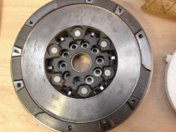 JOB LOT OF 25 X GENUINE NEW VAUXHALL OE LUK DUAL MASS FLYWHEELS 93184588 RRP £9875