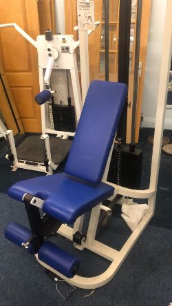 COMMERCIAL HEAVY DUTY GYM LEG EXTENSION MACHINE