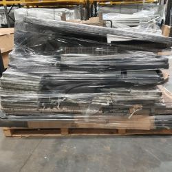 1 PALLET OF UNMANIFESTED MIX BULK FURNITURE CUSTOMER RETURNS GARDEN LOT 905