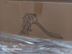 P96 - 1 PALLET CONTAINING APPROX 8 CHILDREN SLIDES