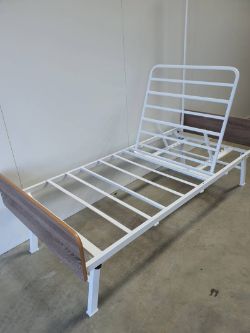 1 X MANUAL MEDICAL HOSPITAL BED LIQUIDATION BRAND NEW £450