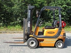 SAMUK SF15L FORK LIFT FORKLIFT TRUCK STACKER LOW MAST SIDESHIFT CONTAINER DELIVE