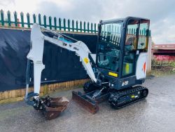 BOBCAT E19 EXCAVATOR