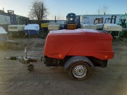 DOOSAN INGERSOLL RAND 7/31E DIESEL PORTABLE AIR COMPRESSOR WITH 110V GENERATOR