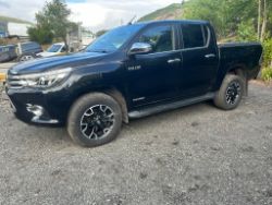 TOYOTA HILUX INVINCIBLE X 2018 MANUAL 6 SPEED  ONLY 67K REVERSING CAMERA SAT NAV