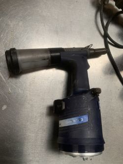 AVDEL GENESIS NG3 RIVET GUN