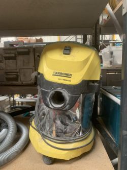 KARCHER WD3 PREMIUM HOOVER