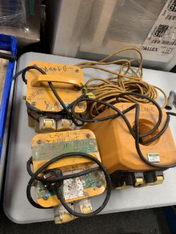 110V TRANSFORMERS AND EXTENSION LEAD