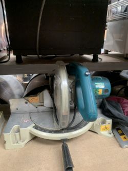 MAKITA 110V CHOP SAW