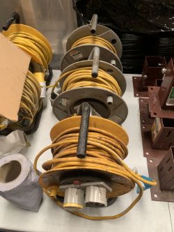 3X 110V EXTENSION LEAD REELS