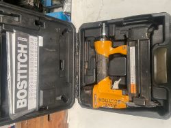 BOSTITCH PNEUMATIC NAIL GUN IN BOX