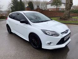 2013 FORD FOCUS 1.0T ECOBOOST ZETEC S 5 DOOR HATCHBACK - 100,000 MILES