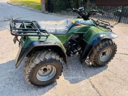 KAWASAKI KLF300 4X4 QUAD BIKE C/W FRONT & REAR CARRY RACKS
