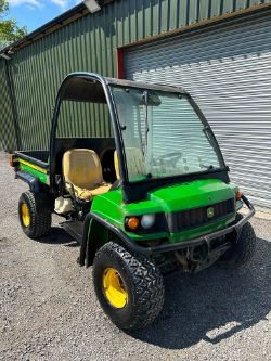 JOHN DEERE GATOR 850D