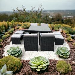 WHOLESALE OF 10 X OUTDOOR RATTAN 9 PIECES SET