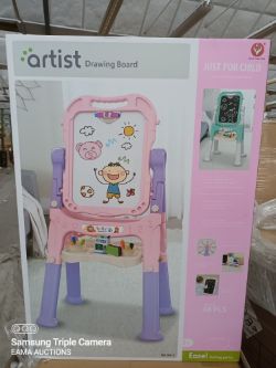 L280 - 1 PALLET CONTAINING APPROX 18 CHILD'S ARTIST DRAWING BOARDS