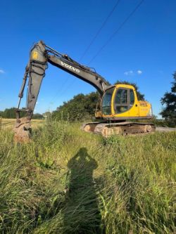VOLVO EC140 LC TRACK MACHINE EXCAVATOR 14 TON DIGGER EC 140 360