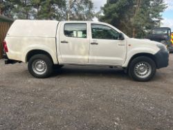 TOYOTA HILUX 2015 DOUBLE CAB PICKUP