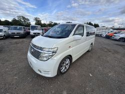 2003 NISSAN ELGRAND SWB AUTOMATIC LOW ROOF MPV VAN LOW MILES STARTS AND DRIVES