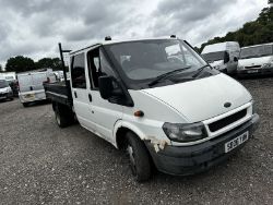 VERSATILE WORKHORSE: 2006 FORD TRANSIT 350 LWB TIPPER - READY TO TACKLE ANY JOB!