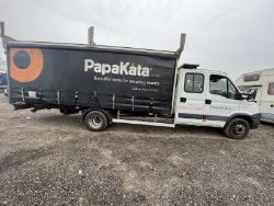 VERSATILE AND RELIABLE: 2012 IVECO DAILY 70C17 PERFECT CREW CAB CURTAIN SIDER