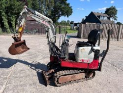 TAKEUCHI TB108 MINI EXCAVATOR *YEAR 2012* C/W EXPANDING TRACKS