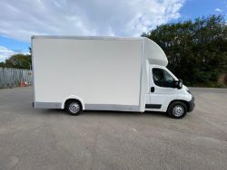 15 PEUGEOT BOXER 2.2HDI130 14FT LOW LOADER LUTON LOW MILES CATERING/CAMPER VAN