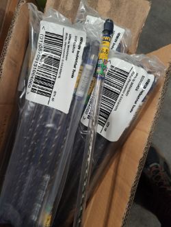 PALLET CONTAINING 800 X DRILL BITS