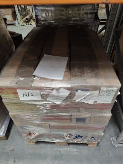 PALLET OF OVER 5000 TILES