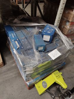 PALLET CONTAINING APPROX 4500 TILES