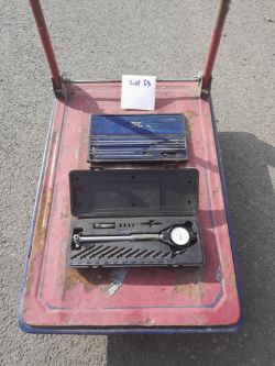 ENGINEERING LOT JL68 MOORE & WRIGHT EQUIPMENT