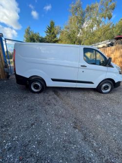 FORD TRANSIT CUSTOM 2018 EURO6 PANEL VAN AC 2 KEYS FULL V5